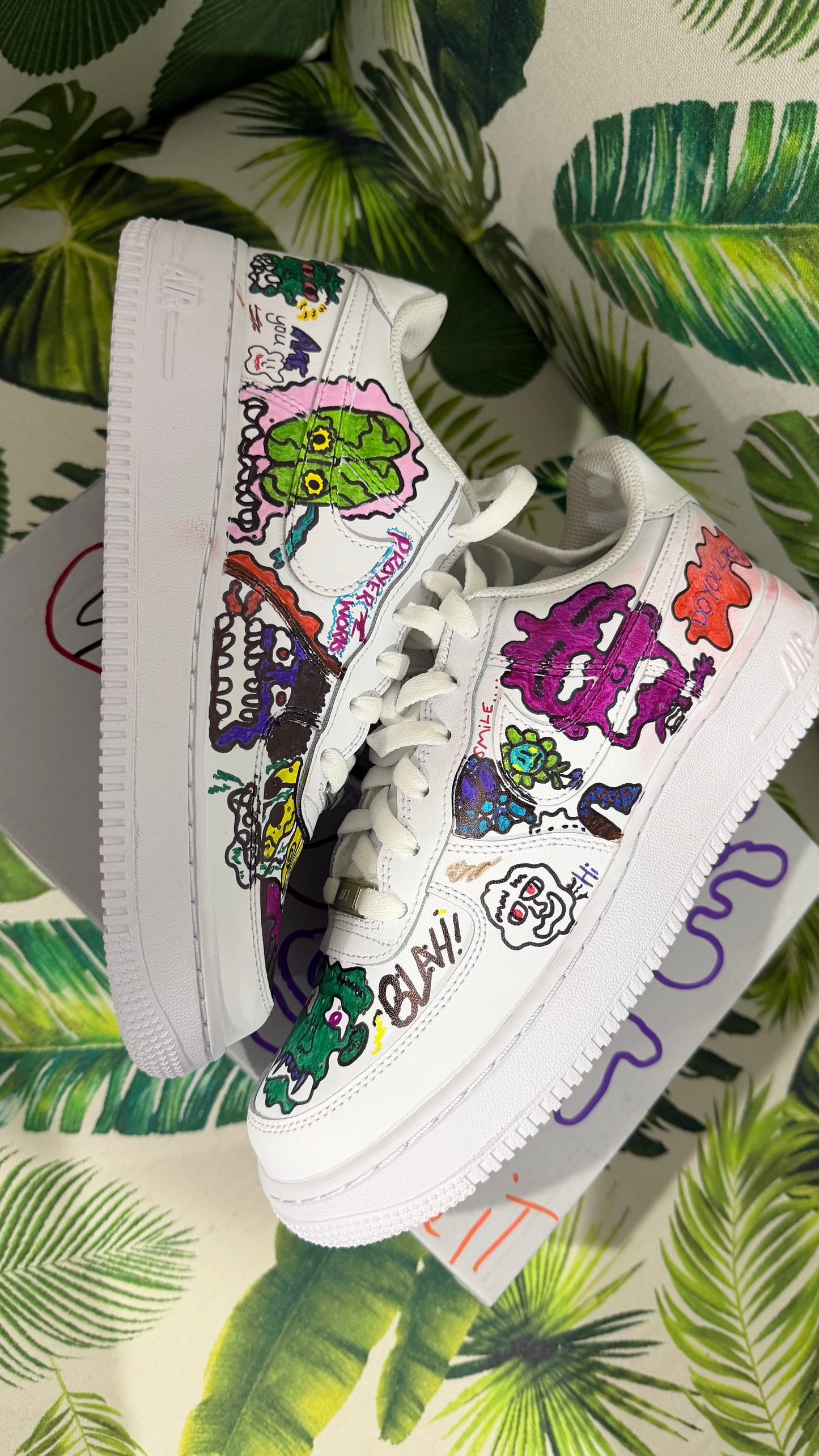 Nike (White) Air Force 1 🏄🏿‍♂️