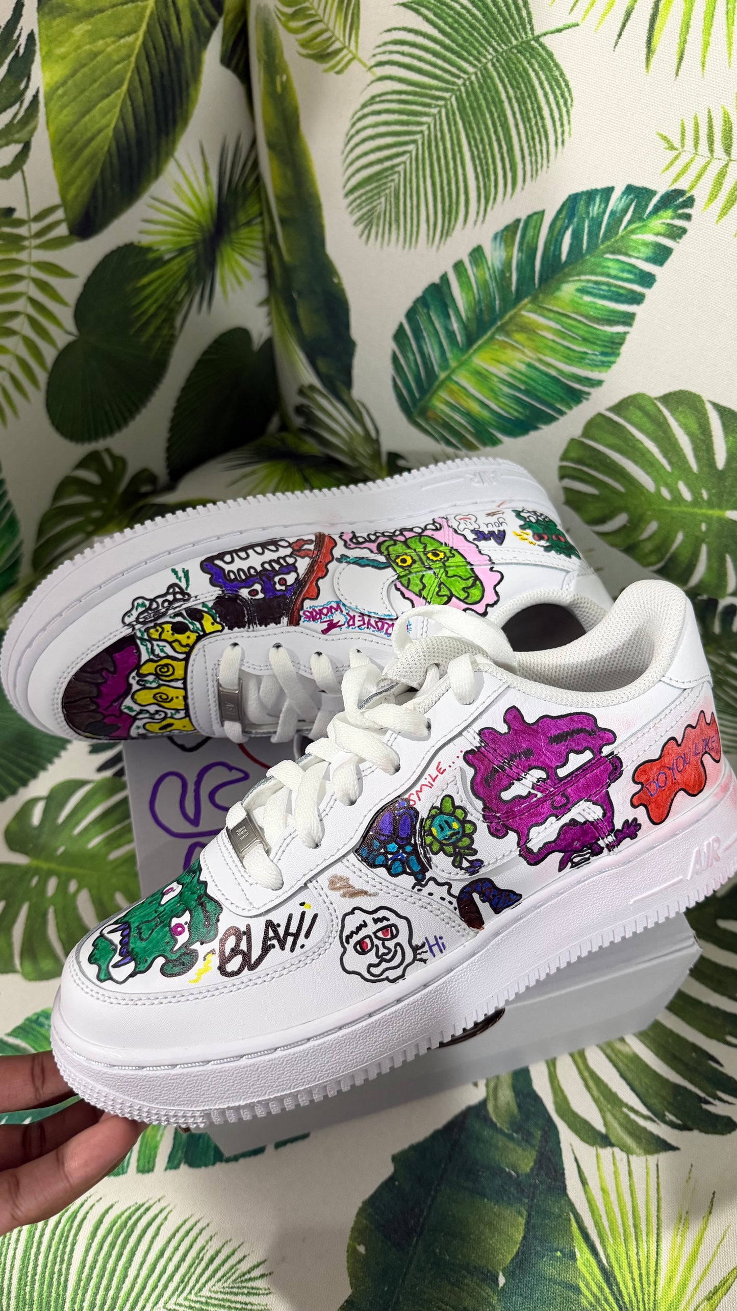 Nike (White) Air Force 1 🏄🏿‍♂️