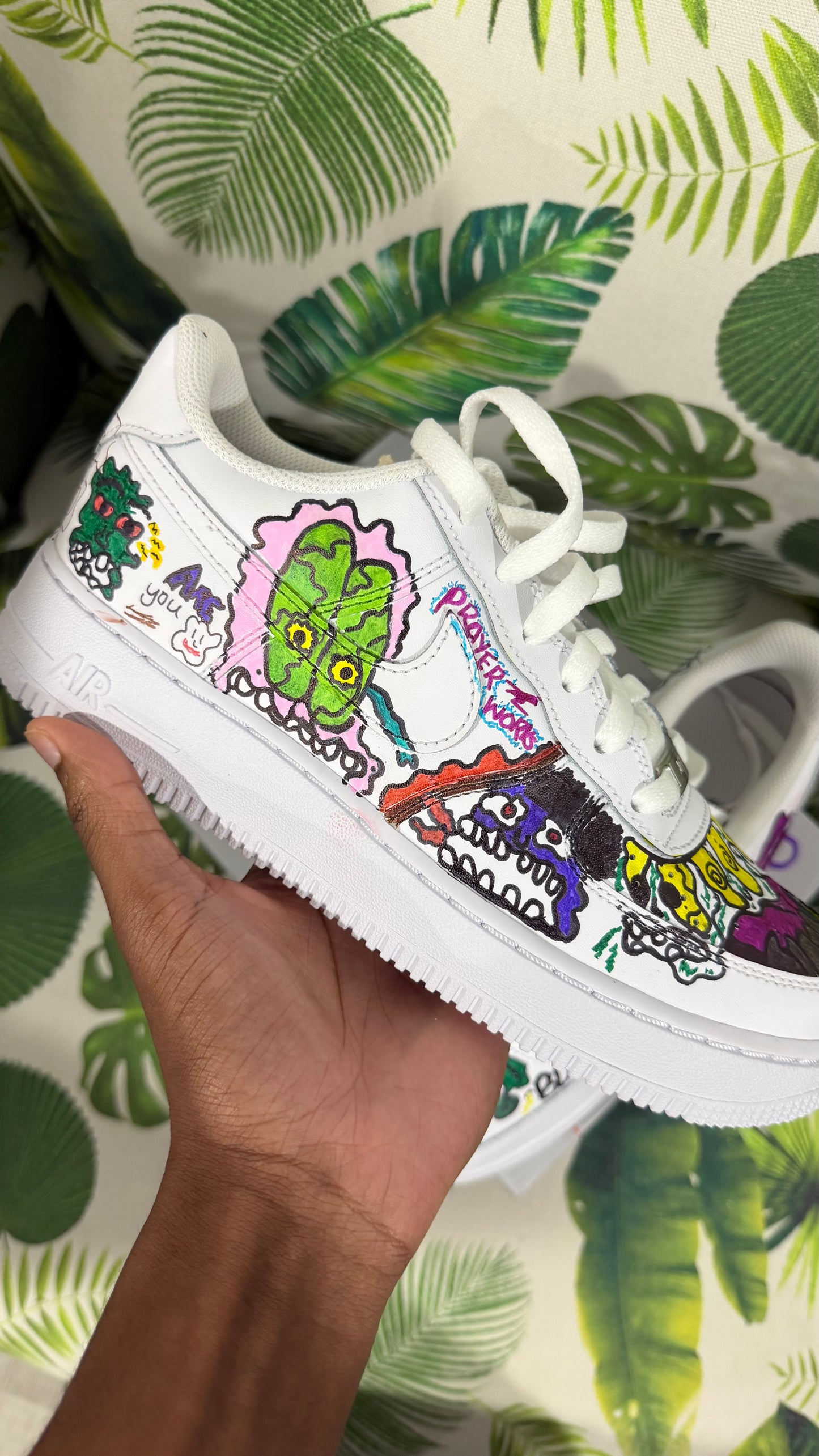 Nike (White) Air Force 1 🏄🏿‍♂️